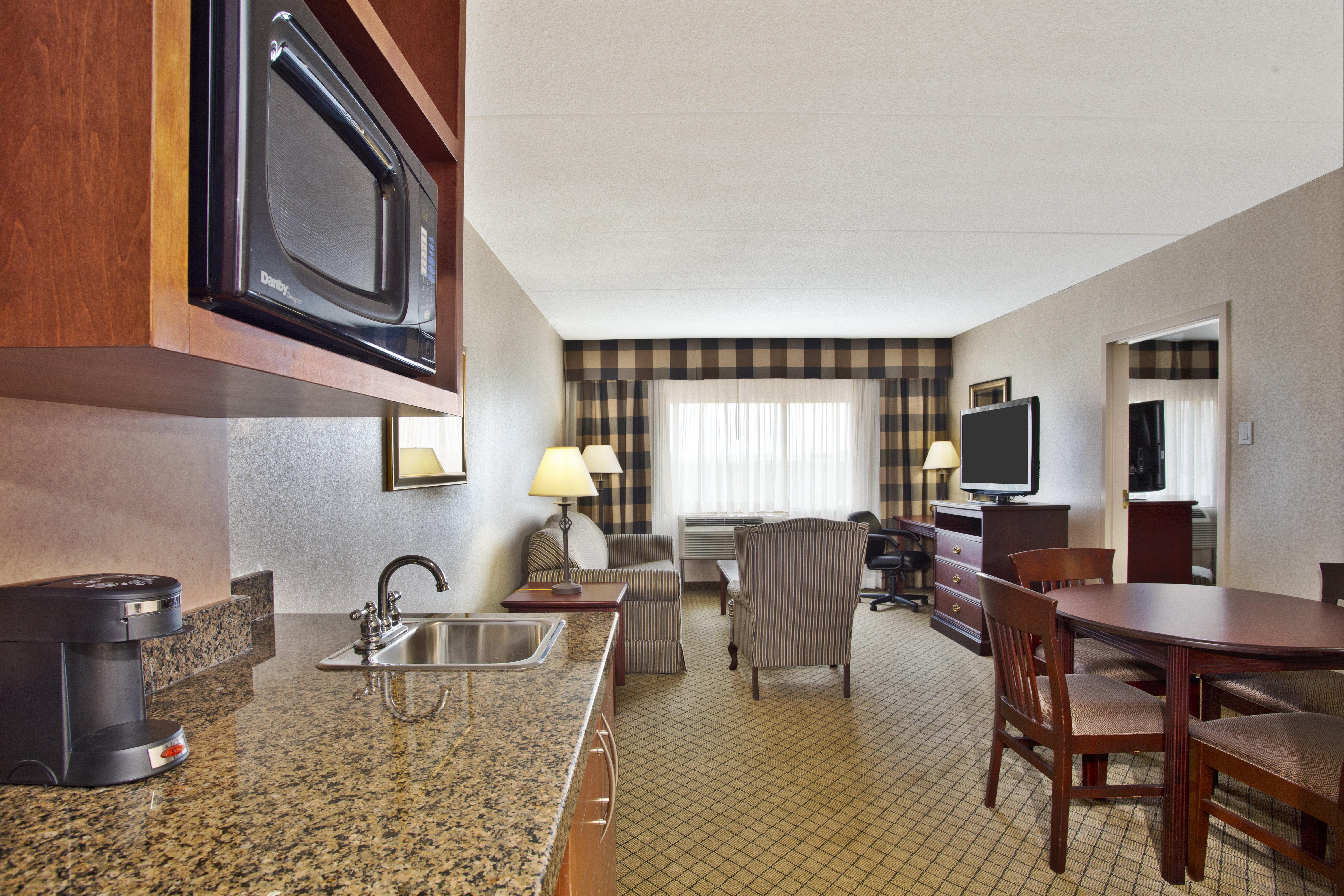 GLō Best Western Mississauga Corporate Centre Extérieur photo