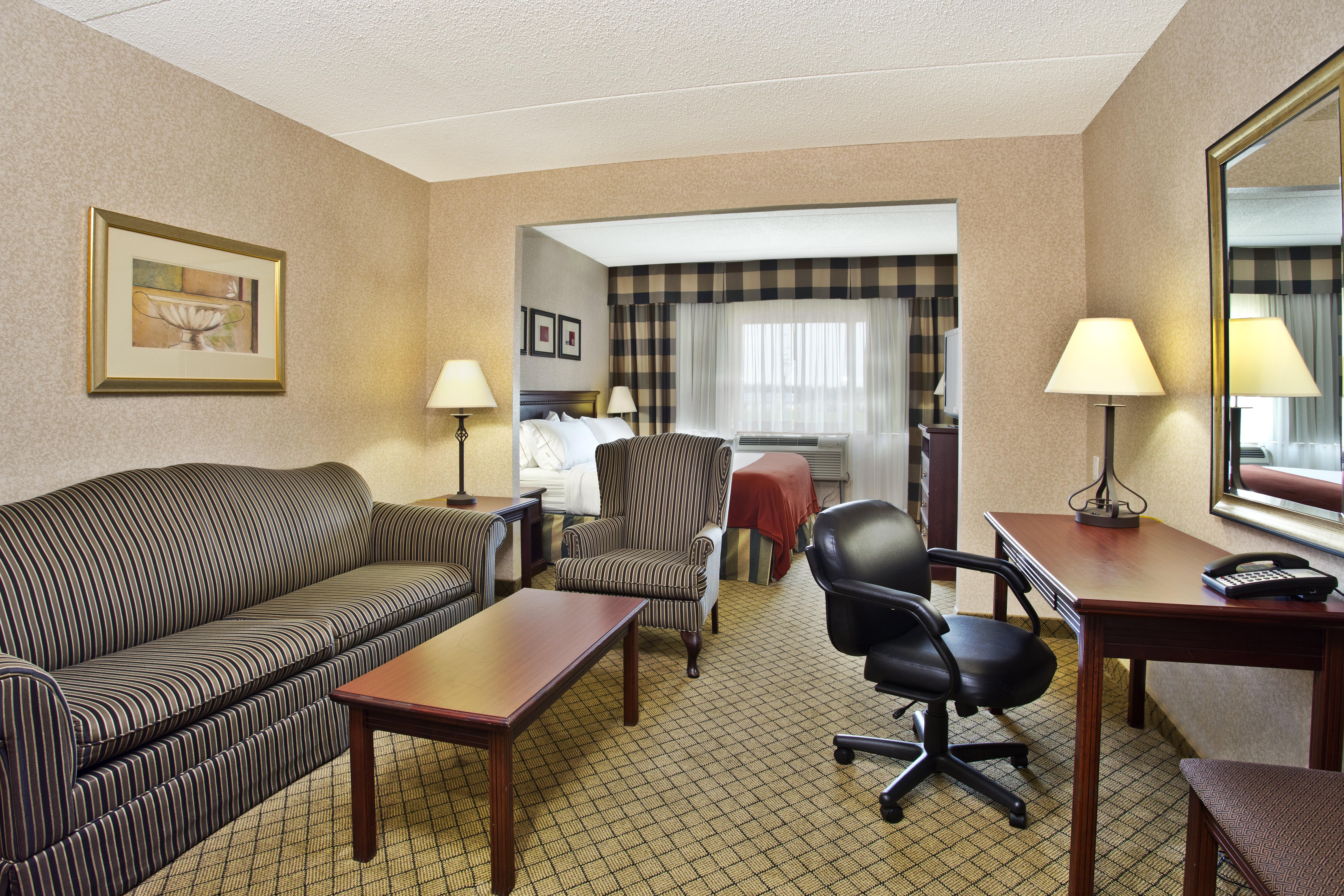 GLō Best Western Mississauga Corporate Centre Extérieur photo