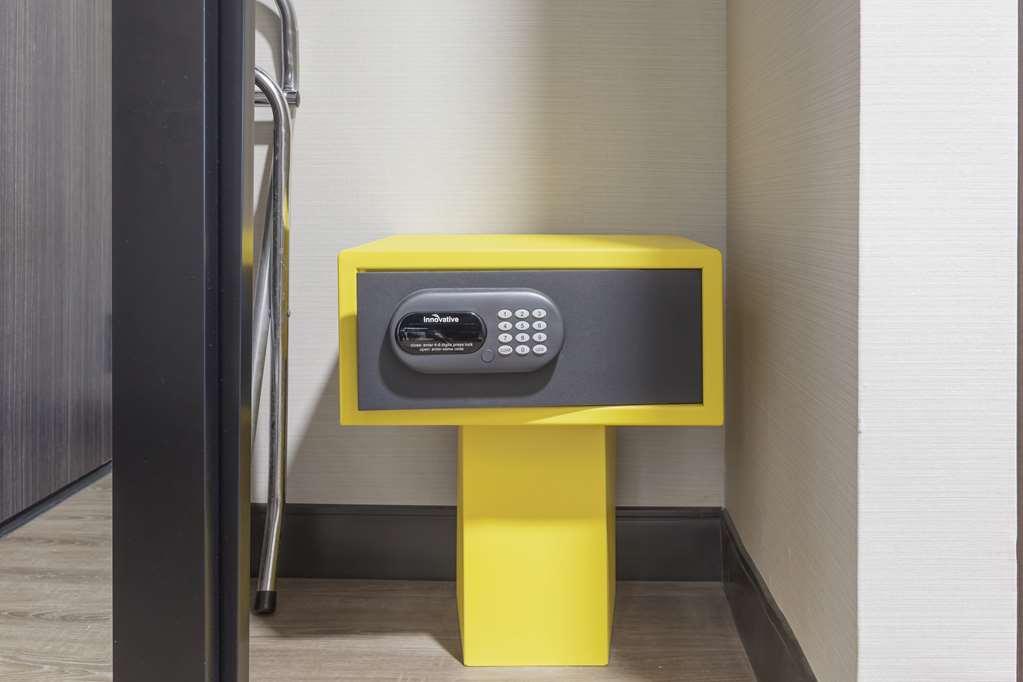 GLō Best Western Mississauga Corporate Centre Chambre photo