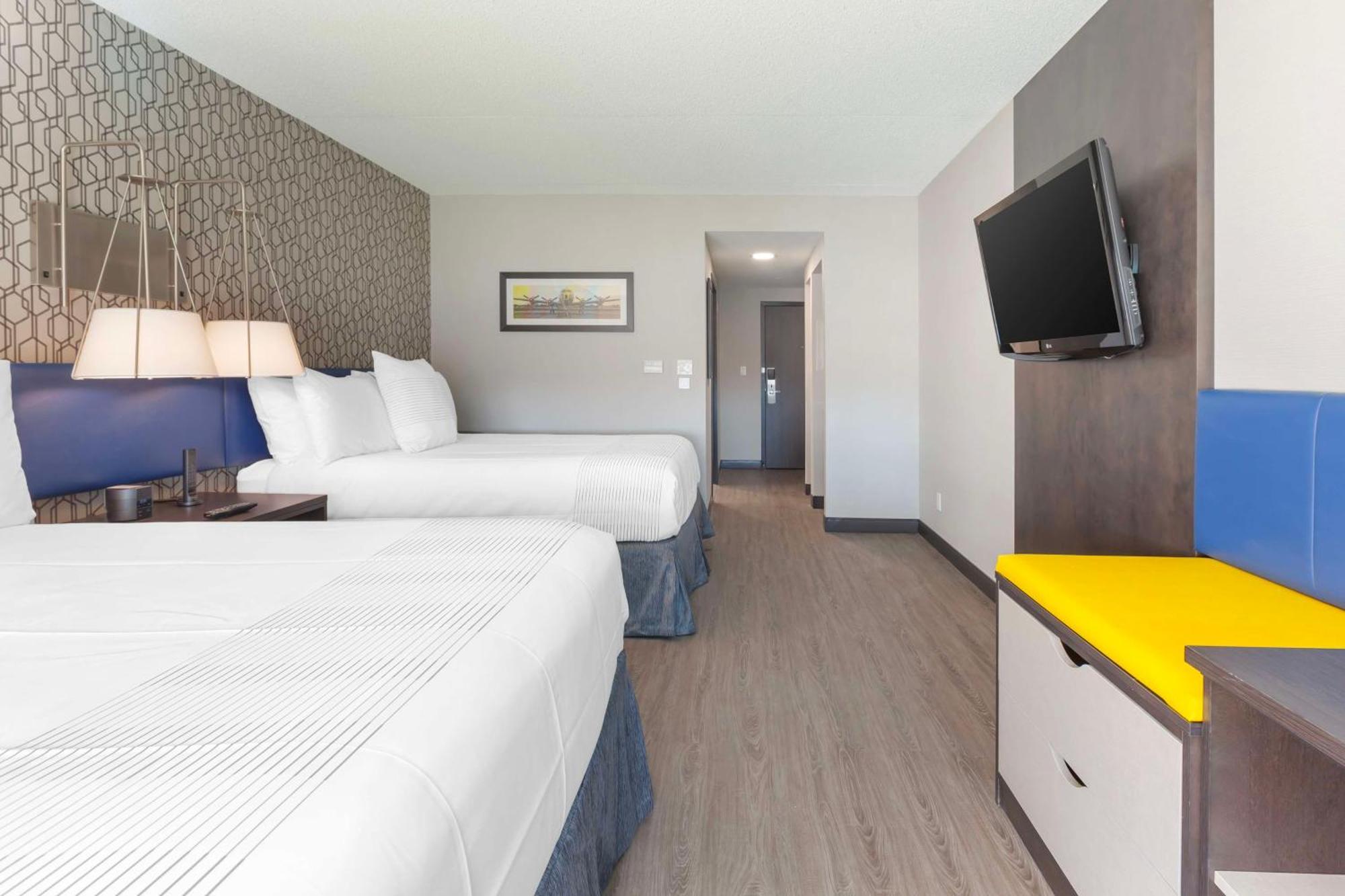 GLō Best Western Mississauga Corporate Centre Extérieur photo